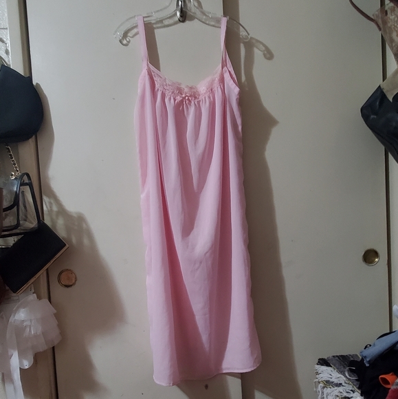 Vintage nightgown - Picture 2 of 2